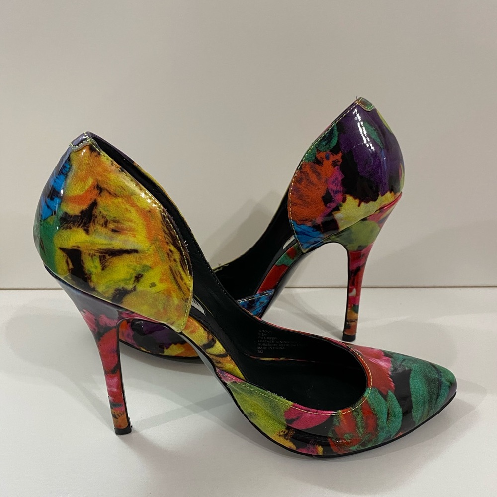 Steve Madden Women’s Groovi Pump - Picture 6 of 8
